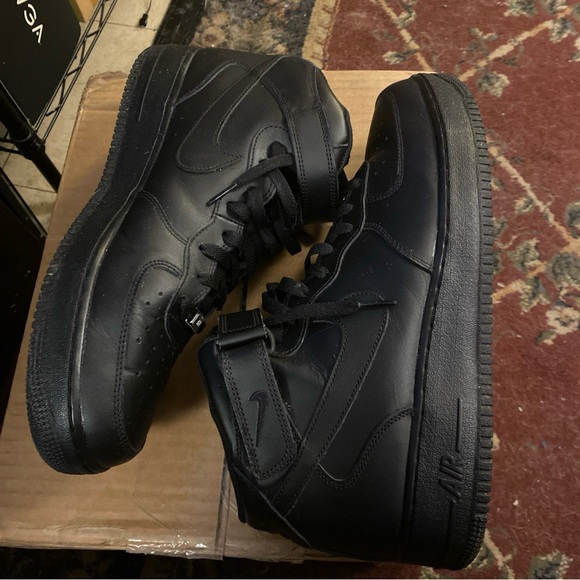Nike Air Force 1 '07 Mid Triple Black Size 13 - Picture 2 of 11